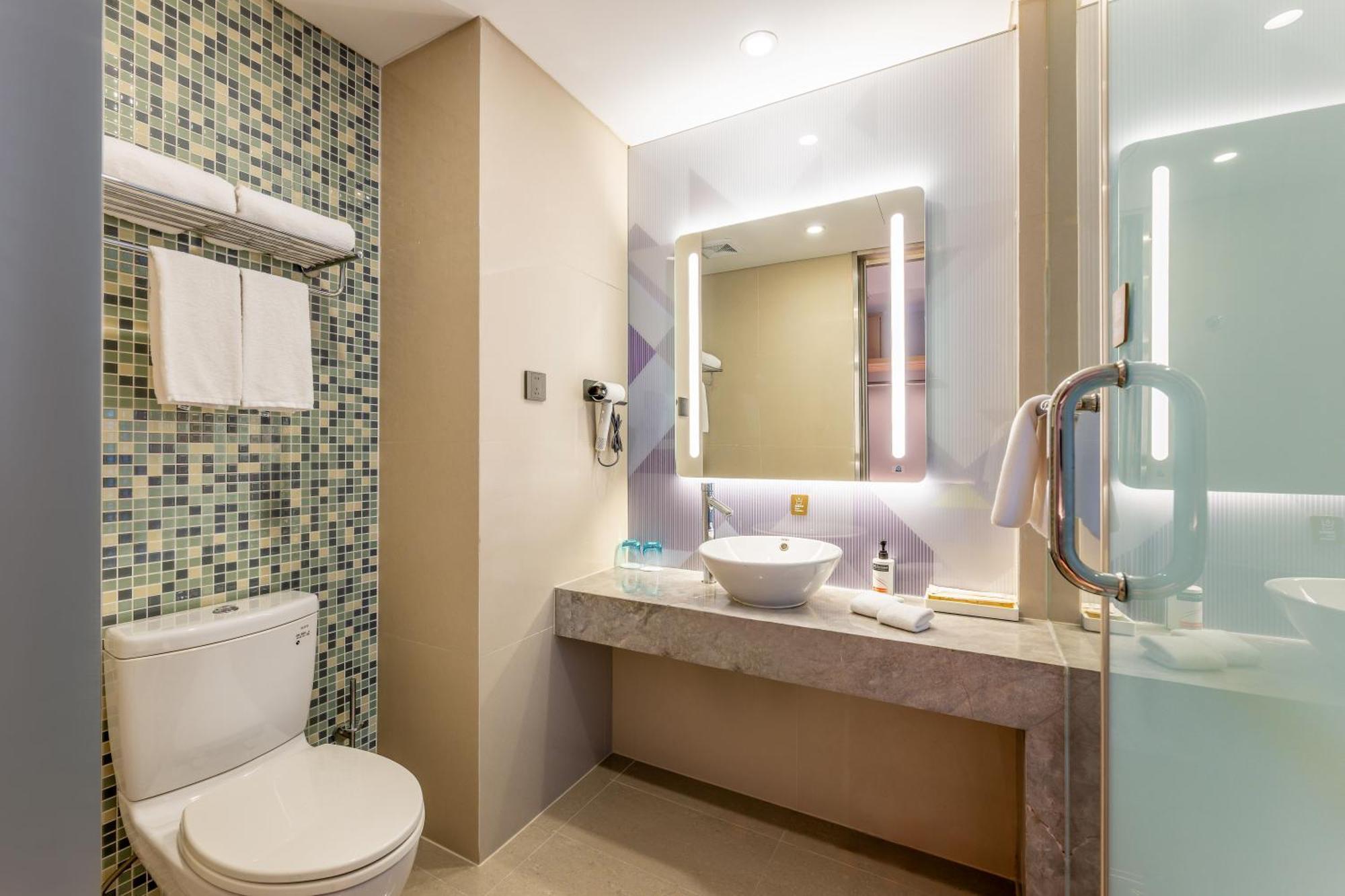 Holiday Inn Express Hangzhou Huanglong Exterior foto