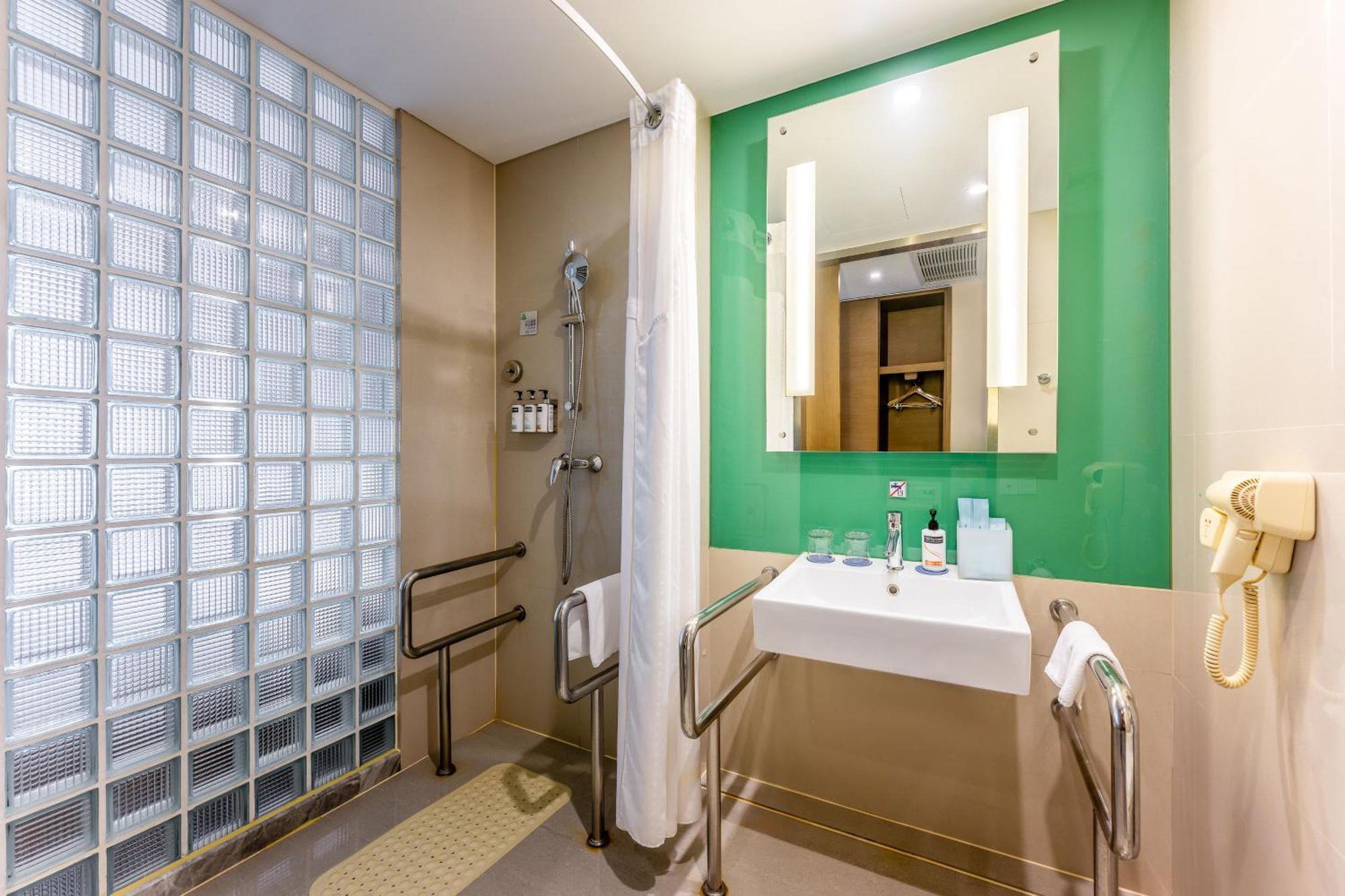 Holiday Inn Express Hangzhou Huanglong Exterior foto